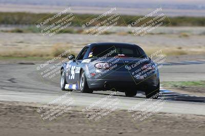 media/Oct-26-2025-CalClub SCCA (Sun) [[8ce1e69566]]/Group 2/Grapevine/